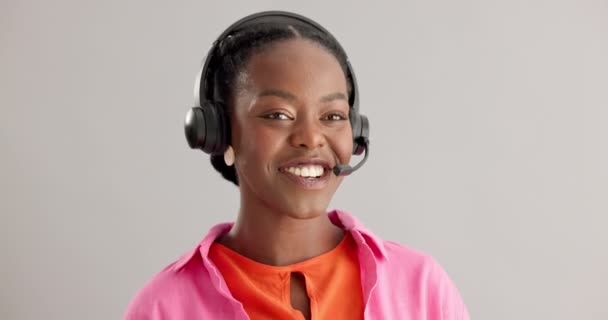 Call Center Virtual Assistant Black Woman Studio Consulting B2B Crm — Stock Video