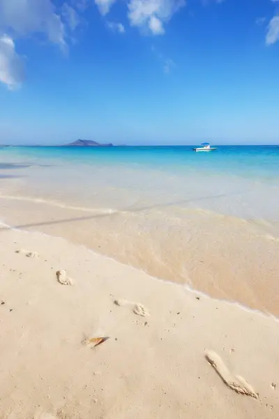 Ocean Bali Blue Sky Holiday Sand Rocks Shore Peace Tranquility — Stock Photo, Image