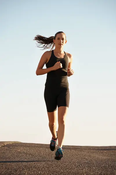 Kvinner Som Løper Gate Kondisjon Kondisjonstrening Helse Frisk Luft Når – stockfoto