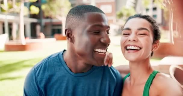 Fitness Selfie Couple Ville Avec Des Mains Paisibles Amour Énergie — Video