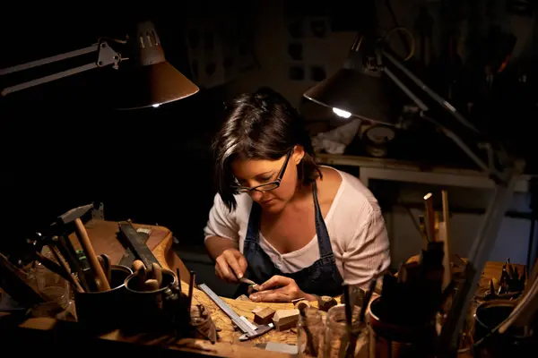 Artist Woman Tools Woodwork Workshop Craftsmanship Skill Handmade Design Creativity — Stock Photo, Image
