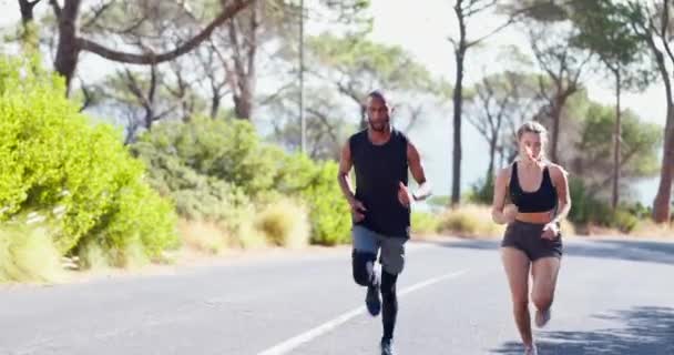 Amigos Corrida Treinamento Para Esportes Rua Cardio Desempenho Para Fitness — Vídeo de Stock