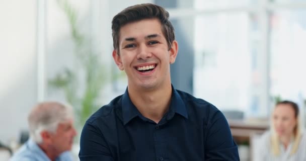 Бізнес Обличчя Щаслива Людина Офісі Лідерською Впевненістю Позитивним Мисленням Або — стокове відео
