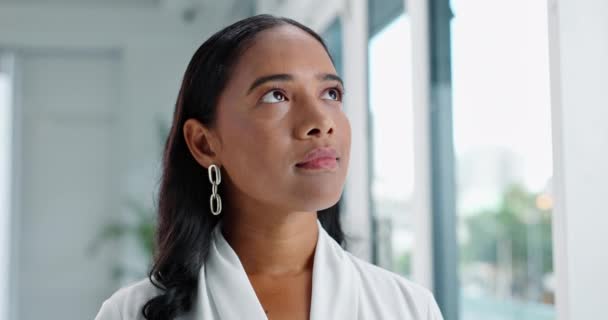 Ofis Kadınlarla Düşünme Fikirler Planlama Düşüncelerle Fırsatlar Profesyonel Halkla Ilişkiler — Stok video