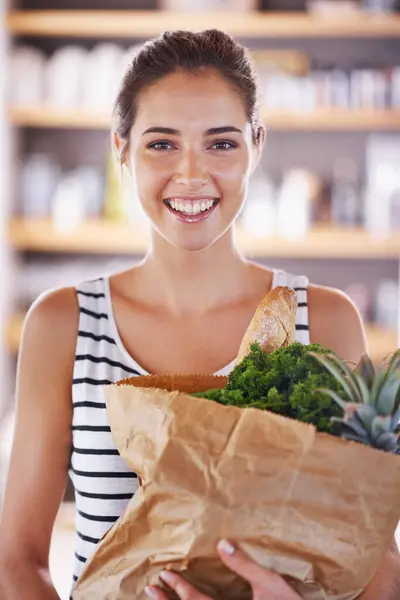 Casa Feliz Retrato Mujer Con Comestibles Promoción Venta Descuentos Acuerdo — Foto de Stock