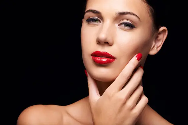 Kosmetik Maniküre Und Frauenporträt Studio Mit Trendiger Schönheit Und Gesichtsroutine — Stockfoto