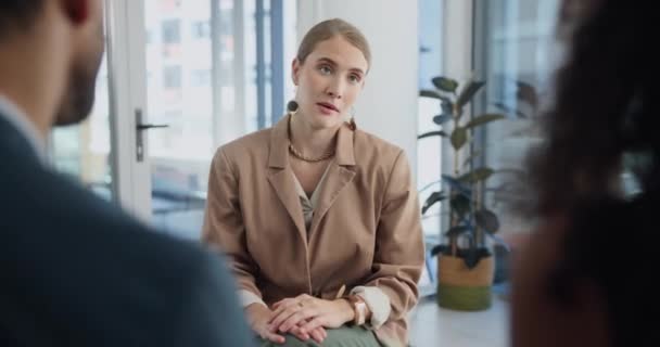 Reunión Reclutamiento Mujer Negocios Entrevista Trabajo Con Los Gerentes Oficina — Vídeo de stock