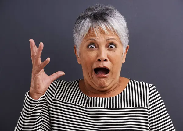 Shock Portrait Senior Woman Studio Fear Scared Terror Facial Expression — Stock Photo, Image