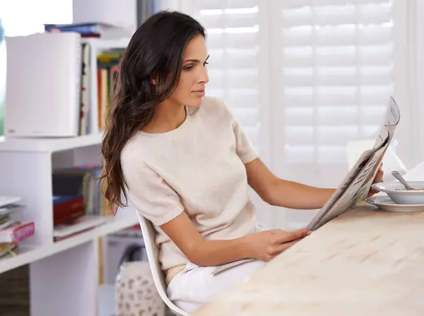 Woman Reading Newspaper Breakfast Home Information Update Global Headlines Morning — Stock Photo, Image