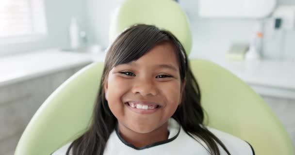 Dentista Sonrisa Rostro Niño Para Dientes Ortodoncia Bienestar Salud Médica — Vídeos de Stock