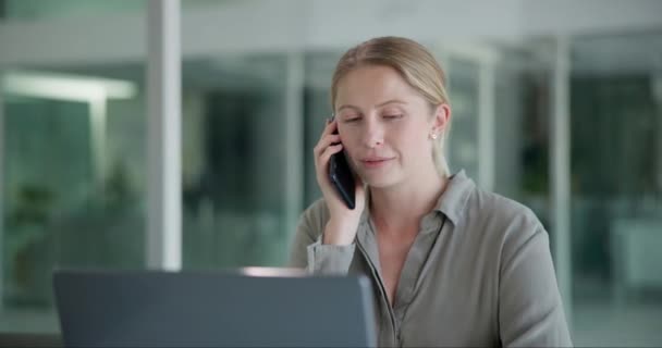 Negócios Telefonema Mulher Com Laptop Profissional Planejamento Com Horário Contato — Vídeo de Stock