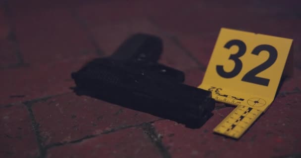 Pistolet Preuve Signe Sur Scène Crime Dans Rue Avec Homicide — Video