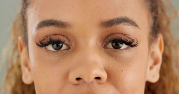 Primer Plano Ojos Mujer Con Optometría Cara Glaucoma Examen Con — Vídeos de Stock