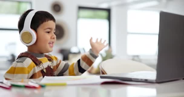 Criança Fones Ouvido Laptop Com Onda Para Aula Virtual Elearning — Vídeo de Stock