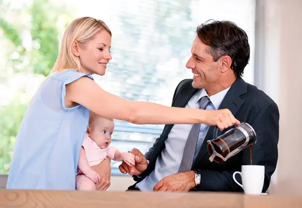 Kitchen Coffee Happy Parents Baby Man Father Love Family Morning — Stock Photo, Image
