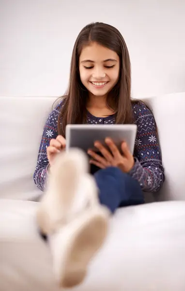 Relaxujte Doma Nebo Dítě Tabletem Pro Streaming Hraní Her Nebo — Stock fotografie