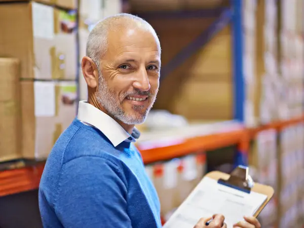 Senior Man Portrait Warehouse Clipboard Inventory Quality Control Freight Distribution — Stock Photo, Image