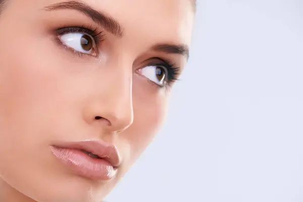 Skønhed Makeup Ansigt Kvinde Med Mockup Wellness Fordele Ved Hudpleje - Stock-foto