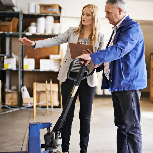 Woman Delivery Man Clipboard Warehouse Logistics Planning Sales Orders Distribution — Stock Photo, Image