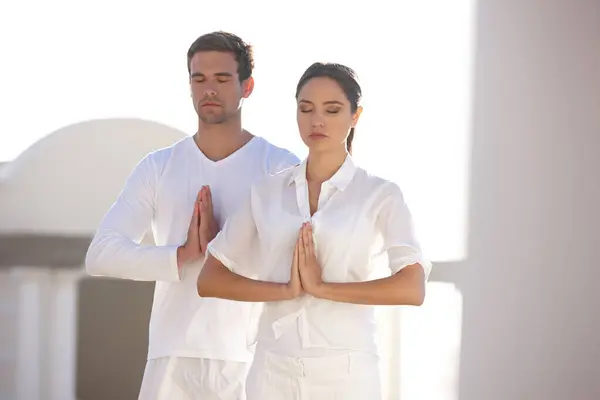 Mediteren Bidden Pose Paar Yoga Retraite Met Rust Ontspannen Kalmeren — Stockfoto
