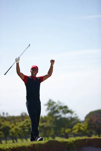 Nadšený Muž Oslava Golfista Čerpadlem Pěsti Pro Výhru Vítězství Nebo — Stock fotografie