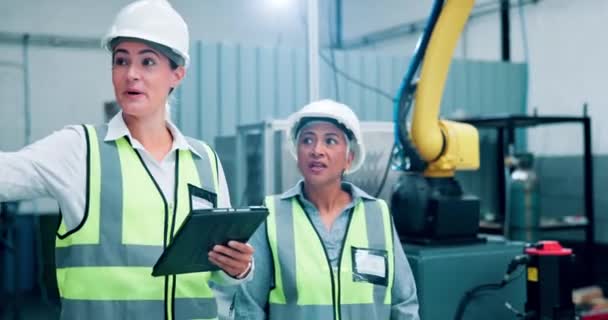 Ingeniørarbejde Kvinder Tablet Byggepladsen Til Inspektion Planlægning Eller Teamwork Bygning – Stock-video