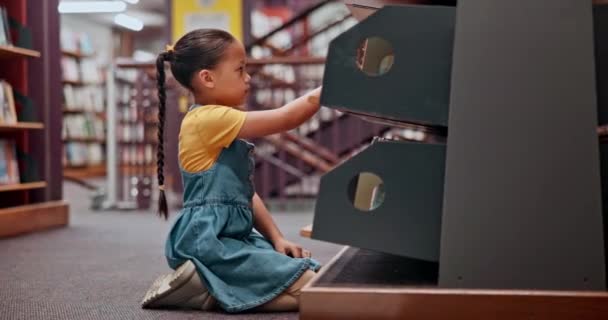 Книги Освіта Або Дитина Бібліотеці Пошуку Знань Або Розвитку Майбутнього — стокове відео