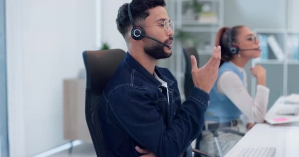 Kulaklık Destek Adam Ofiste Bilgisayar Çalışma Alanı Tele Pazarlama Kariyeri — Stok video