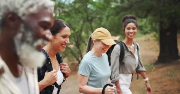Разговоры Походы Прогулки Природе Прогулки Свежем Воздухе Отдых Отпуске Исследование — стоковое видео