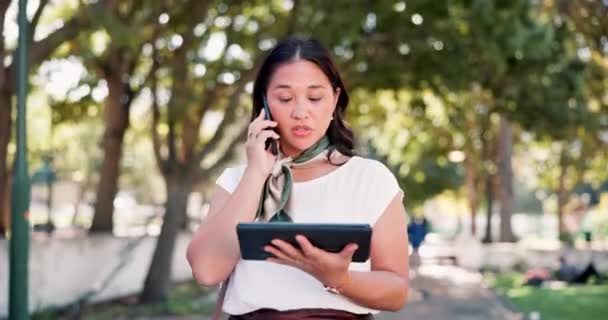 女商人或平板电脑 用于规划 沟通或安排公司职业的任命 专业人员 女性和投资银行家或移动通信技术 — 图库视频影像