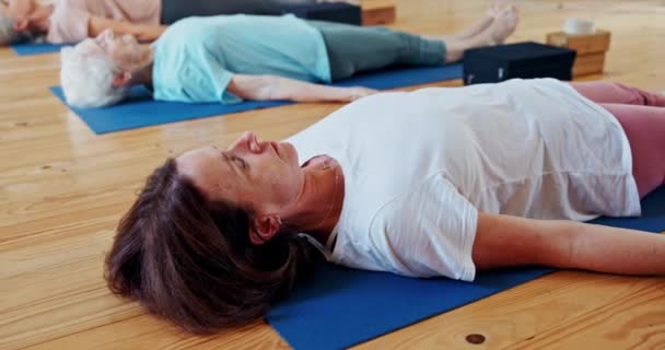 Meditation Yoga Group Women Savasana Pose Gym Relax Peace Mindfulness — Stock Video