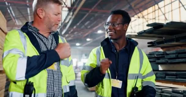 Fist Bump Teamwork Men Walking Warehouse Construction Distribution Maintenance Civil — Stock Video