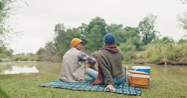 Relax Love Couple Picnic Forest Travel Adventure Bonding Conversation Nature — Stock Video