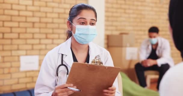 Alcance Médico Del Paciente Salud Para Servicio Comunitario Con Consulta — Vídeos de Stock