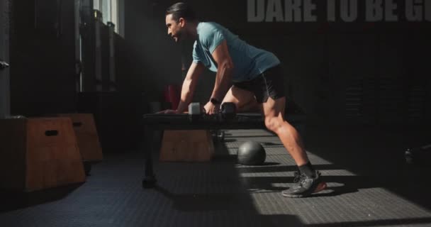 Haltère Aviron Exercice Homme Dans Salle Gym Pour Muscle Bien — Video