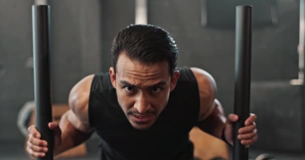 Palestra Uomo Asiatico Slitta Peso Fitness Esercizio Fisico Muscoli Con — Video Stock