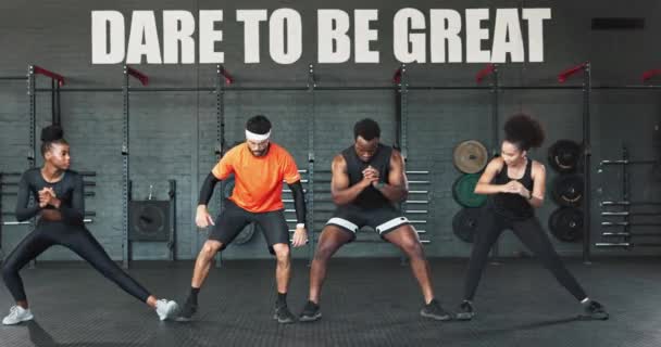 Stretching Fitness Och Personer Gym För Motion Bodybuilder Träning Och — Stockvideo