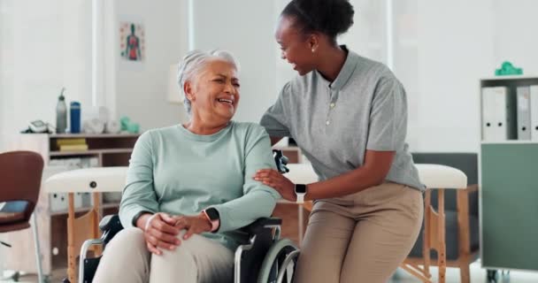 Donna Anziana Persona Con Disabilità Medico Ospedale Clinica Centro Benessere — Video Stock
