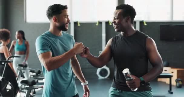 Pěst Hrbol Fitness Tvář Mužů Tělocvičně Pro Trénink Cvičení Kardio — Stock video