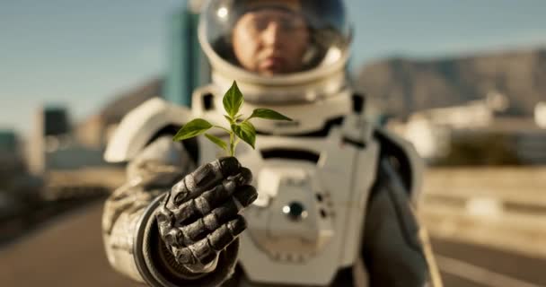 Viaje Planeta Manos Del Astronauta Con Planta Para Naturaleza Medio — Vídeos de Stock