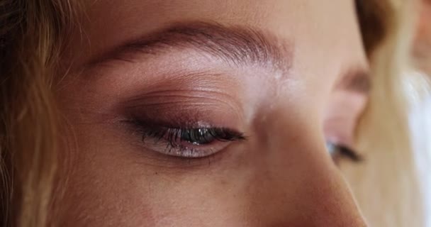 Ojos Tristeza Primer Plano Mujer Con Llanto Corazón Roto Depresión — Vídeo de stock