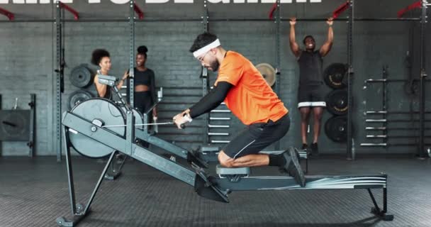 Rower Άνθρωπος Και Εκπαίδευση Γυμναστήριο Άσκηση Και Δραστήρια Αντοχή Και — Αρχείο Βίντεο
