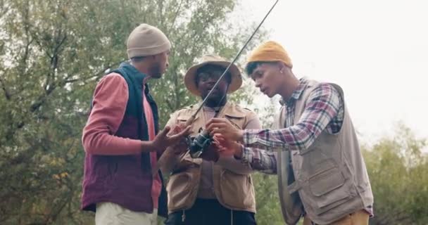 Camping Prieteni Învățământ Pescuit Echipament Pescuit Râu Sprijin Casting Lac — Videoclip de stoc