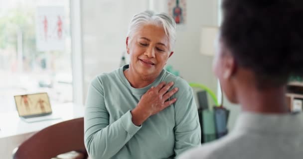 Oficina Anciana Paciente Con Dolor Hombro Fisioterapia Bienestar Con Resultados — Vídeos de Stock