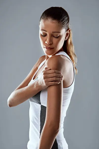 Woman Fitness Arms Sports Injury Shoulder Pain Accident Ache Gray — Stock Photo, Image
