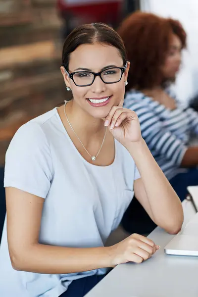 Woman Portrait Smile Office Accounting Job Career Finance Female Person — Stock Photo, Image