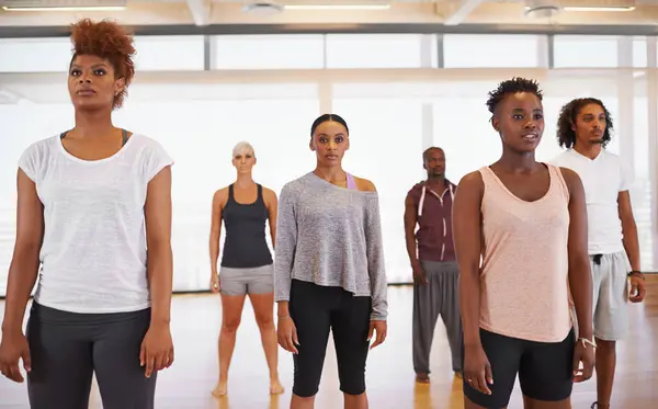 Dance Klub Dan Orang Orang Sebuah Studio Kebugaran Untuk Pelatihan — Stok Foto