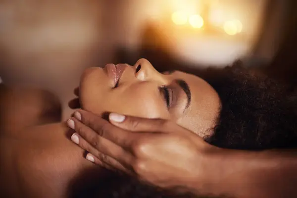 Femei Relaxare Wellness Spa Pentru Masaj Îngrijire Tratament Cosmetic Pentru — Fotografie, imagine de stoc