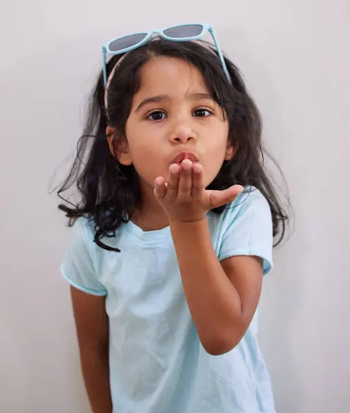 Girl Child Portrait Blow Kiss Care Kindness Love Confidence Fashion — Stock Photo, Image