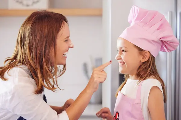 Mother Girl Flour Nose Touch Baking Kitchen Support Learning Prepare — Stock Photo, Image